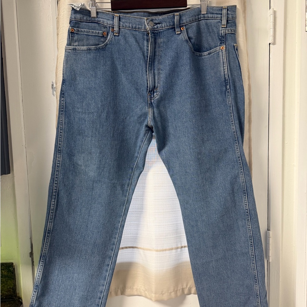 Men's Pre-Owned Levi’s Western Jeans, Size 40W, 29L, Medium Blue Stonewash.